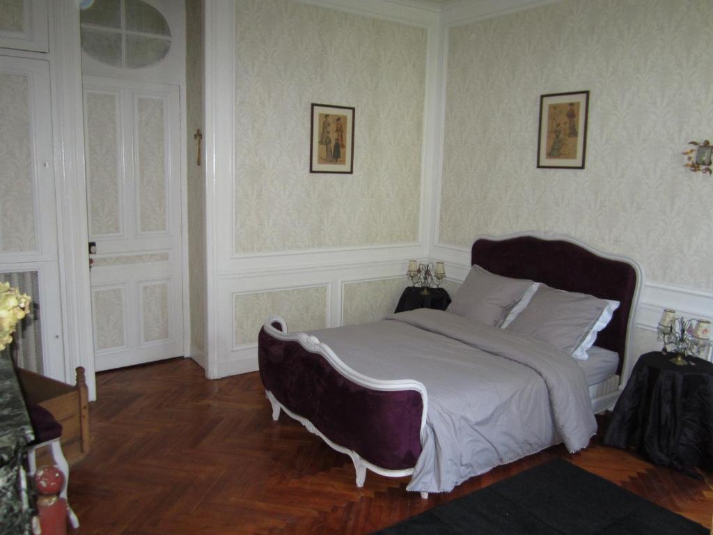 Chateau De Bertreville Bed and Breakfast Værelse billede